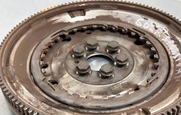 Volkswagen Golf Sportsvan Flywheel 03F105266C