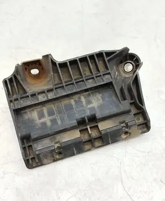 Ford Mondeo MK IV Battery tray 6G9110663AD