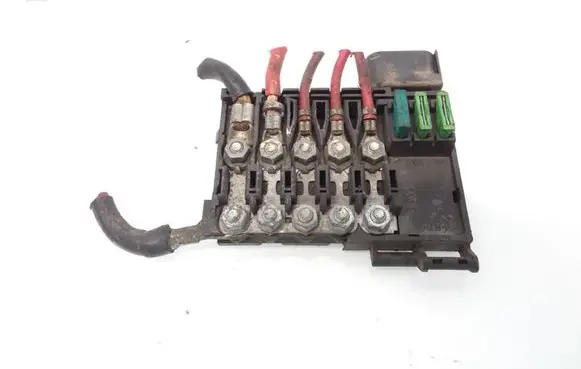 Volkswagen New Beetle Fuse module
