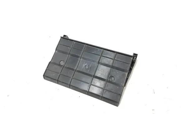 Audi Q3 8U Other engine bay part 5N0906337