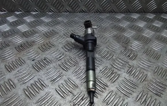 Mazda 6 Fuel injector R2AA13H50