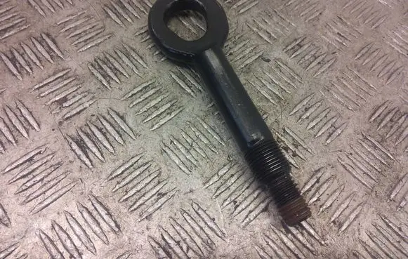 Chevrolet Captiva Towing hook eye 