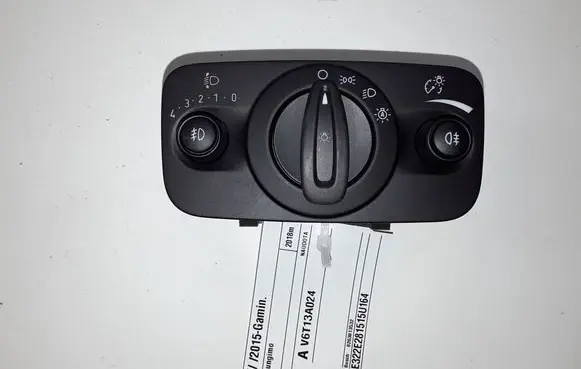 Ford C-MAX II Light switch AV6T13A024
