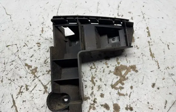 Volvo XC70 Rear bumper mounting bracket BP3EA