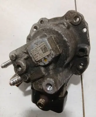 Volkswagen Crafter Fuel injection high pressure pump 28477820 04B130755H 0217079D