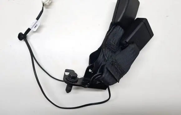 Opel Crossland X Rear seatbelt buckle 39172070