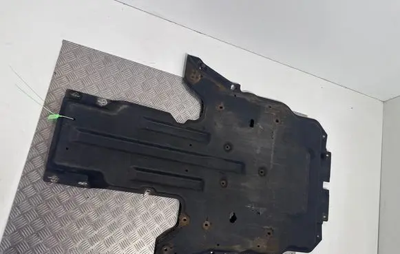 Jaguar XE Engine splash shield/under tray
