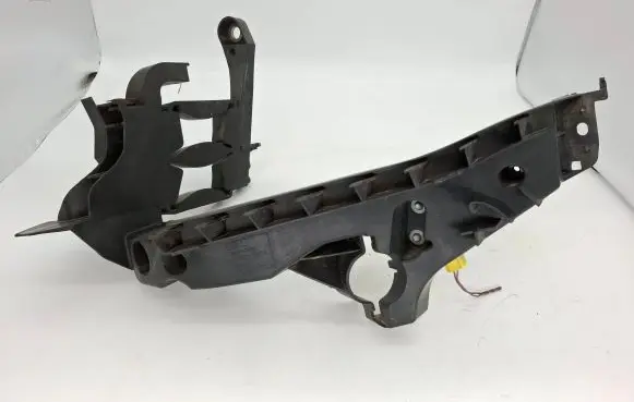 Audi A4 S4 B8 8K Headlight/headlamp mounting bracket 8K0805307L 2002837 8K0973323R