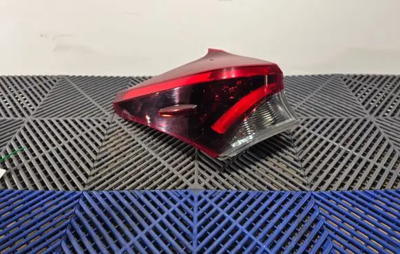 Toyota Auris E180 Rear/tail lights 0218671