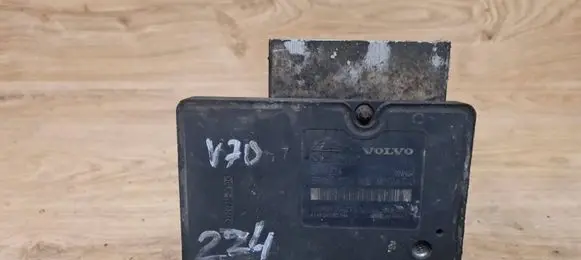 Volvo V70 ABS Pump 8671224 08671223
