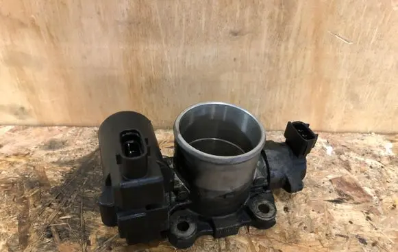 Toyota Auris 150 Throttle valve 1923002010