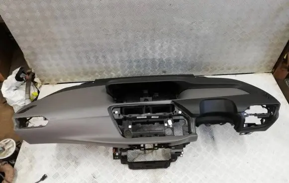 Citroen C4 II Picasso Dashboard