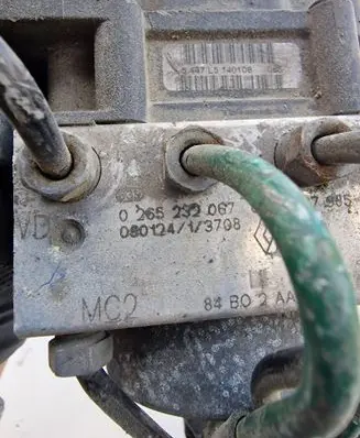 Renault Scenic II - Grand scenic II ABS Pump 0265232067 84B02AA