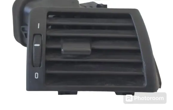 BMW 3 E46 Dash center air vent grill 64228361898 369801