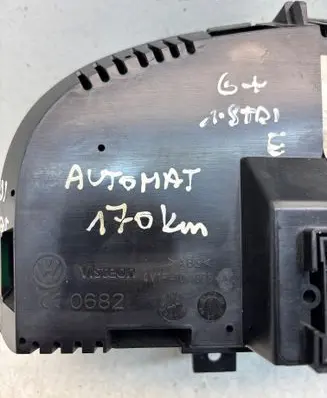 Volkswagen Golf Plus Speedometer (instrument cluster) 1K0920862K V0003000