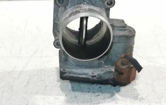 Hyundai ix35 Throttle valve 351002F000 10K120669