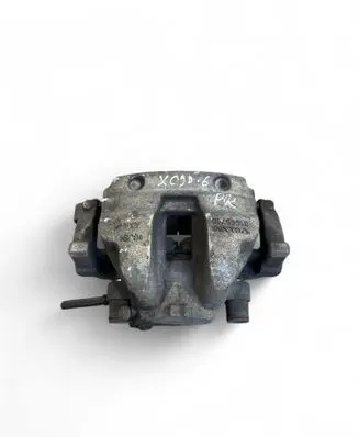 Volvo XC90 Front brake caliper 31665740