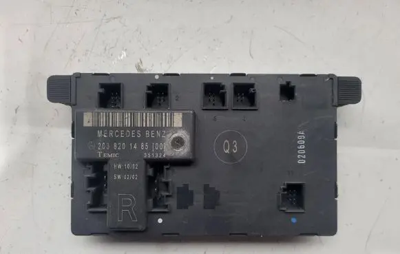 Mercedes-Benz C AMG W203 Door control unit/module 2038201485 351324