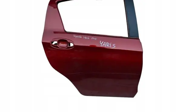 Toyota Yaris Rear door