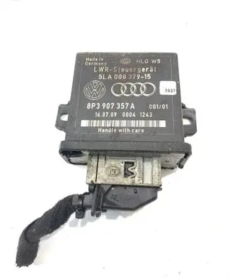 Audi A3 S3 8P Light module LCM 8P3907357A 00041243 5LA00837915