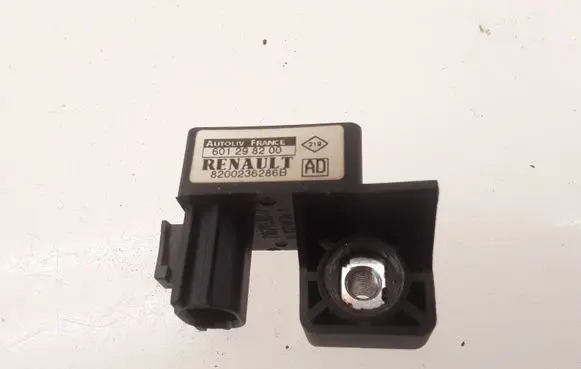 Renault Megane II Airbag deployment crash/impact sensor 8200236286 8200236286B 601298200