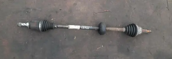 Dacia Sandero II Front driveshaft 