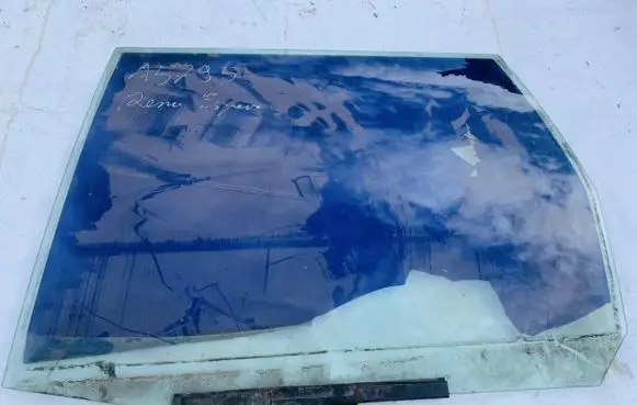 Renault Espace II Rear door window glass