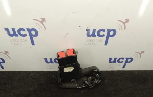 Renault Megane I Rear seatbelt buckle D133