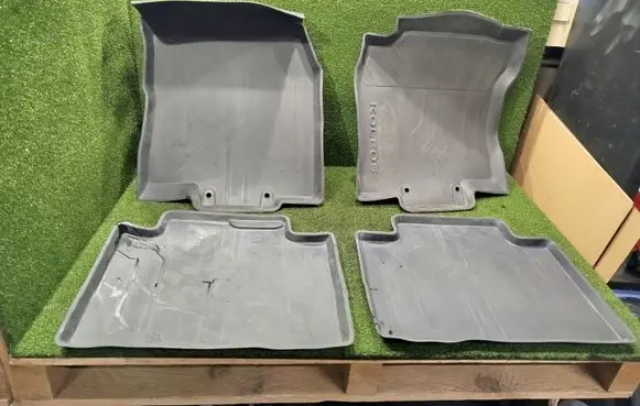 Renault Koleos II Car floor mat set 8201665641 8201677125