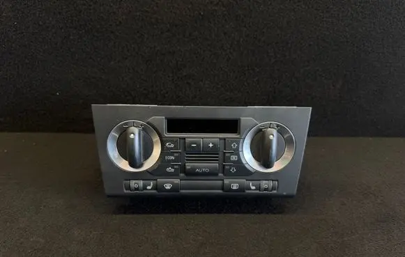 Audi A3 S3 8P Climate control unit 8P0820043J 412206018030