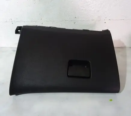 Opel Astra J Glove box 13262607