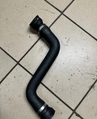 BMW 5 F10 F11 Engine coolant pipe/hose 1257841