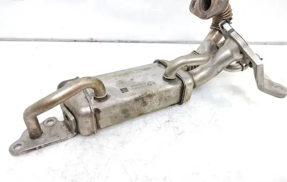 Mercedes-Benz Citan W415 EGR valve cooler 147350364R 51430669A