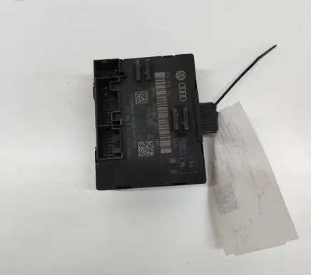 Audi Q3 8U Door control unit/module 8X0959795C P10094298