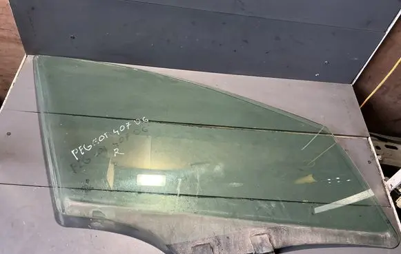 Peugeot 407 Rear door window glass 43R000440