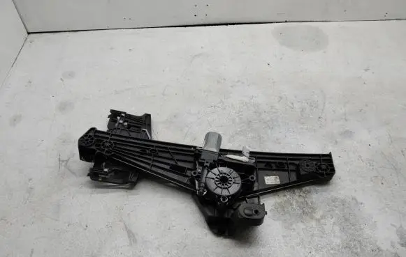Opel Mokka B Rear door window regulator with motor 9843773980 020621075419