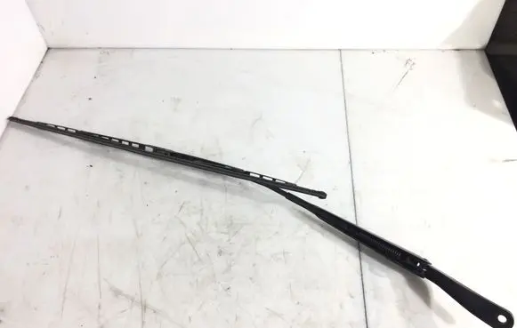 Renault Master III Windshield/front glass wiper blade 8200734778