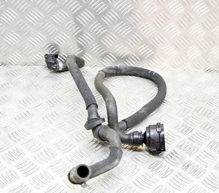 BMW i3 Engine coolant pipe/hose 7616030