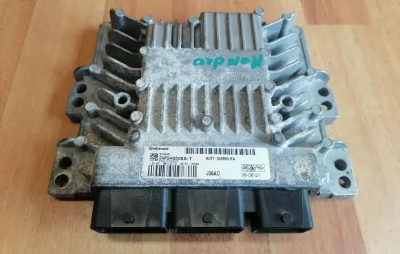 Ford Mondeo MK IV Engine control unit/module 6U7112A650KA 5WS40508AT SID206