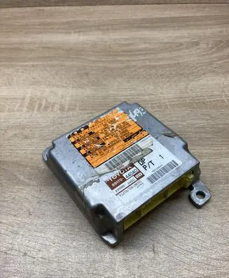 Toyota Avensis Verso Airbag control unit/module 8917044040 2310002450