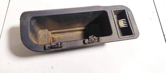 Renault Espace III Glove box