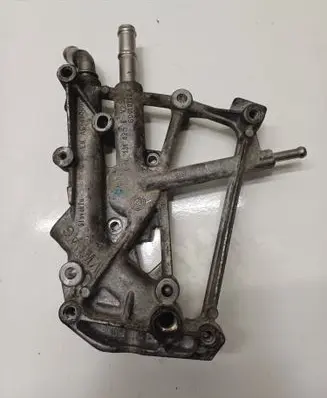Volkswagen Crafter EGR valve cooler bracket 04L131425E