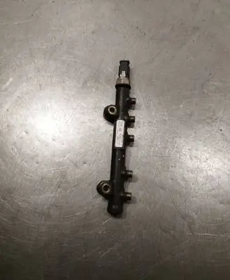Peugeot 3008 I Fuel main line pipe 9684753080 28497Z01 120244097