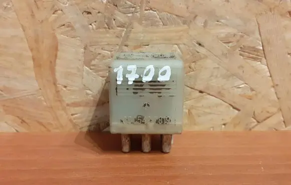 Mercedes-Benz C W202 Other relay 898135 0015427819