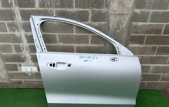 Volvo S60 Front door 