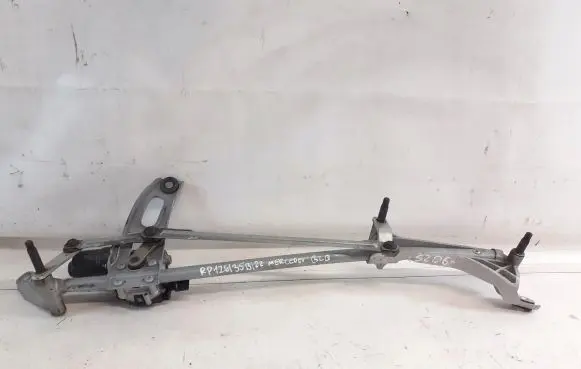 Mercedes-Benz GLB x247 Front wiper linkage and motor 2479069500