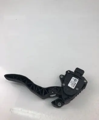 Renault Kadjar Accelerator throttle pedal 180024BA0B