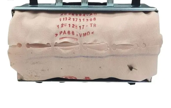 Subaru Outback (BS) Passenger airbag 