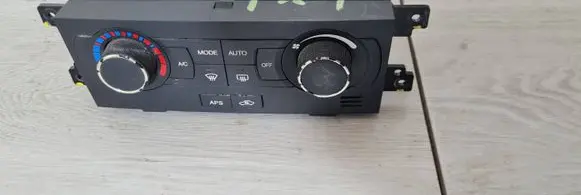 Chevrolet Captiva Climate control unit 077090706011