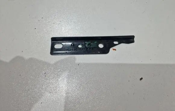 Mercedes-Benz E W212 Front bumper mounting bracket A2128810206